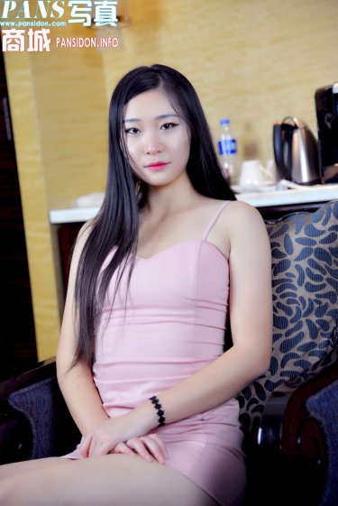 女孩的下水道堵了你能帮我疏通
