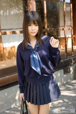 美女揉胸