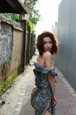 白洁高义美芳美红互换