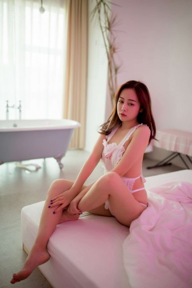 《英语老师的那儿又大又好吃》