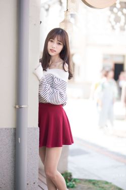 黄色美女洗澡
